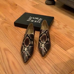 Women’s Naturalizer heeled shootie